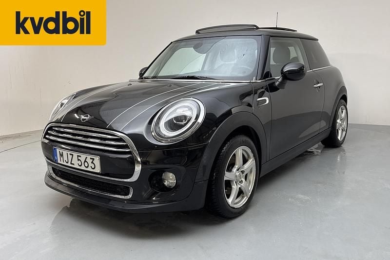 Begagnad Mini Cooper 136 HK (100 kW) 2019 Svart Halvkombi