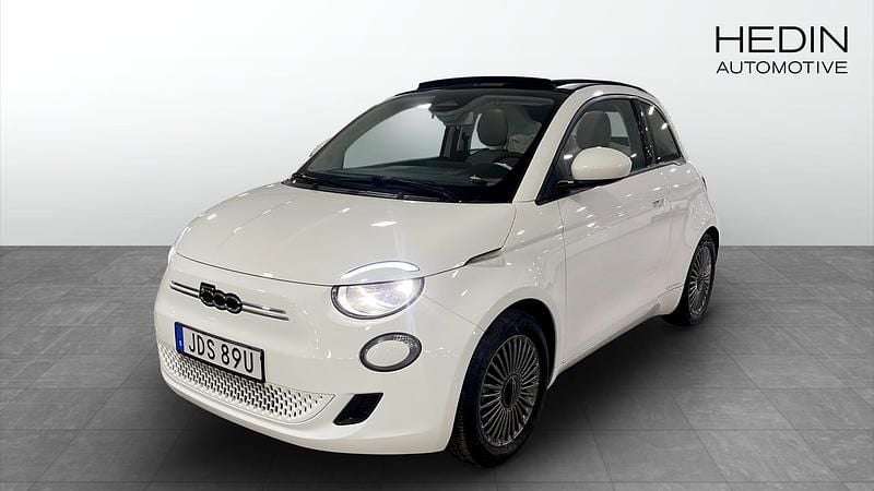 Begagnad Fiat 500e Icon 86 kW (118 HK) 2022 Vit Halvkombi