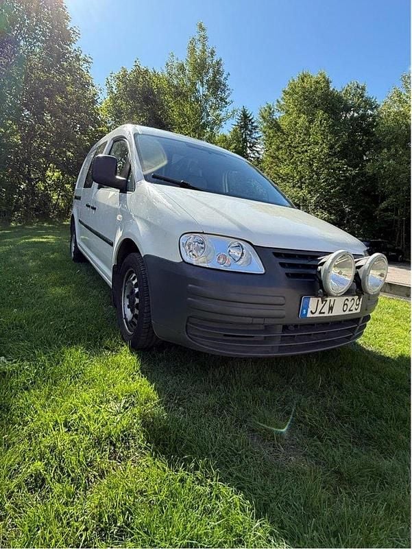 Vit Begagnad 2010 VW Caddy Maxi Minibuss | 38 000 kr - Bild 1/4