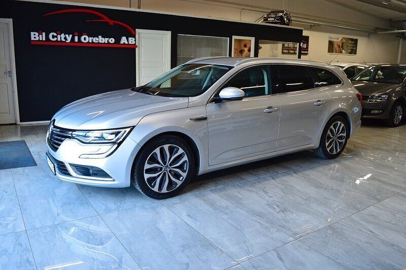 Silver Begagnad 2016 Renault Talisman GrandTour Kombi | 174 900 kr (Marknadspris) - Bild 1/4