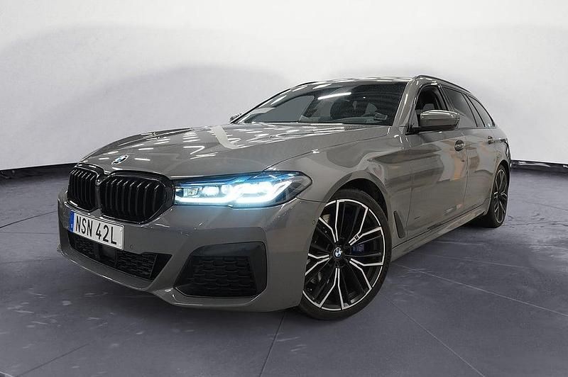 Begagnad BMW 530 M Sport 286 HK (210 kW) 2021 Grå Kombi