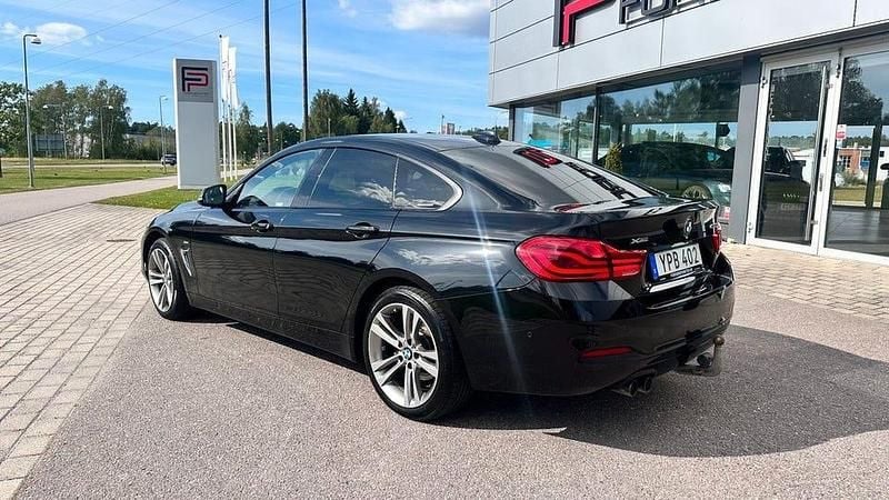 Begagnad BMW 420 Gran Coupé Sport Line 190 HK (139 kW) 2018 Svart safir metallic Sportkupé