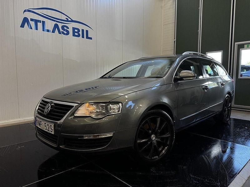 Mörkgrön (grön) Begagnad 2009 VW Passat Sportline Kombi | 34 900 kr (Lite dyr) - Bild 1/4