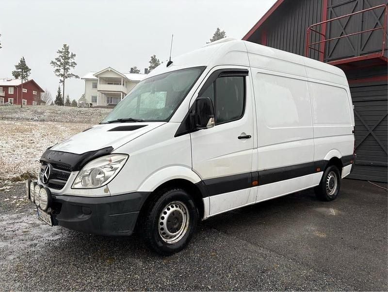 Vit Begagnad 2011 Mercedes Sprinter Van | 145 000 kr (Dyr) - Bild 1/4