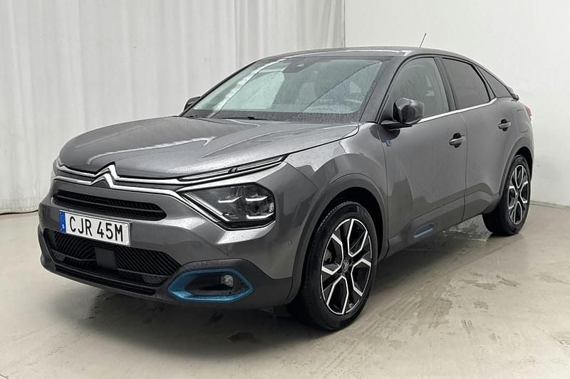 Grå Begagnad 2022 Citroën e-C4 Shine | 185 000 kr - Bild 1/4