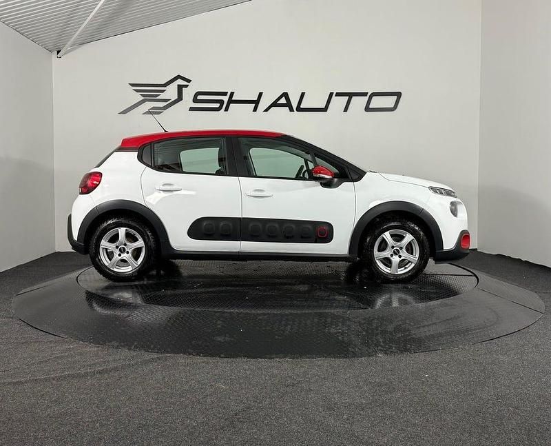 Begagnad Citroën C3 PureTech 82 HK (60 kW) 2017 Vit