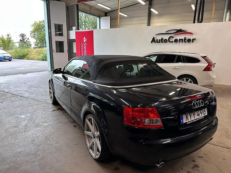 Begagnad Audi A4 Cabriolet 220 HK (161 kW) 2003 Svart Cab