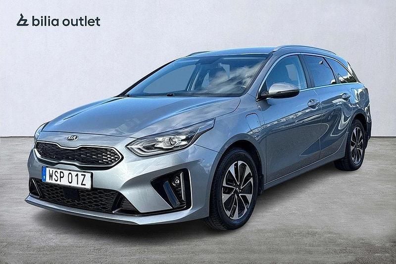 Grå Begagnad 2021 Kia Ceed Sportswagon Advance Kombi | 224 900 kr (Marknadspris) - Bild 1/3
