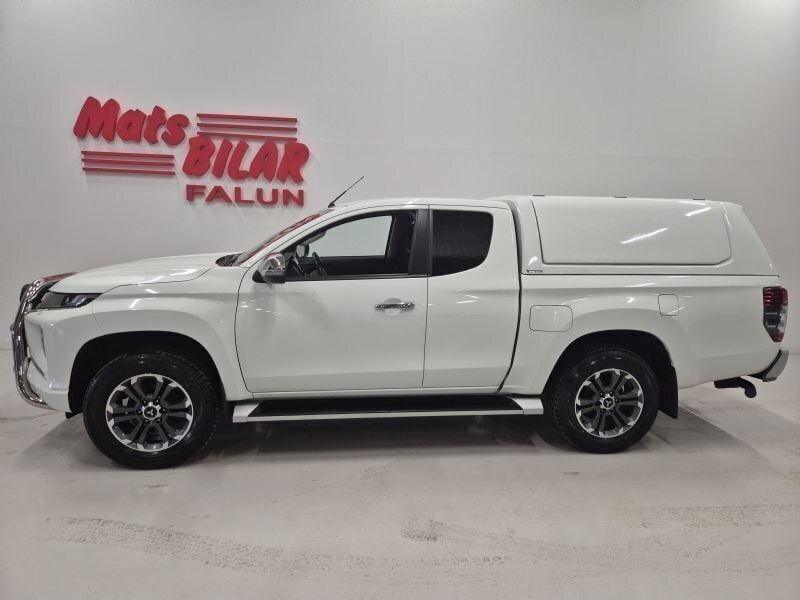 Vit Begagnad 2020 Mitsubishi L200 Pickup | 379 900 kr (Lite dyr) - Bild 1/4