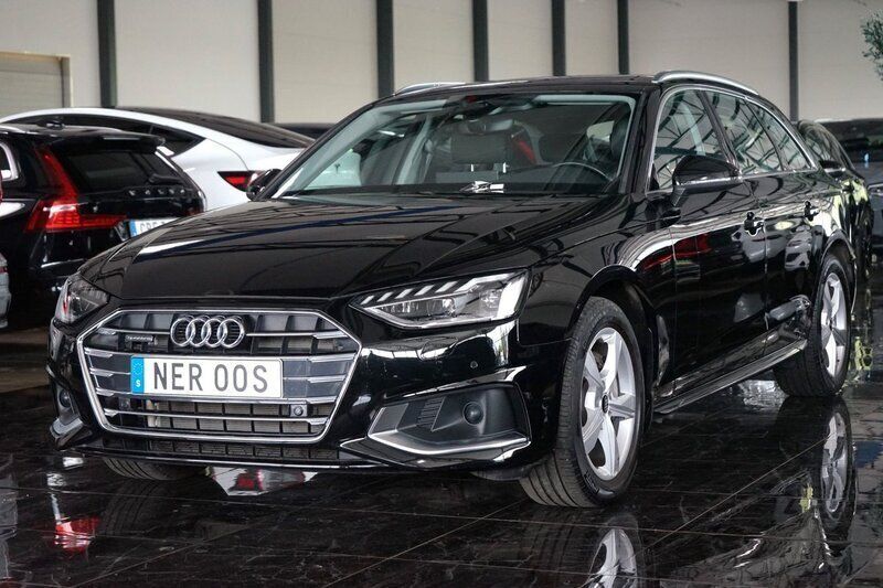Svart Begagnad 2022 Audi A4 Proline Kombi | 339 500 kr (Marknadspris) - Bild 1/4