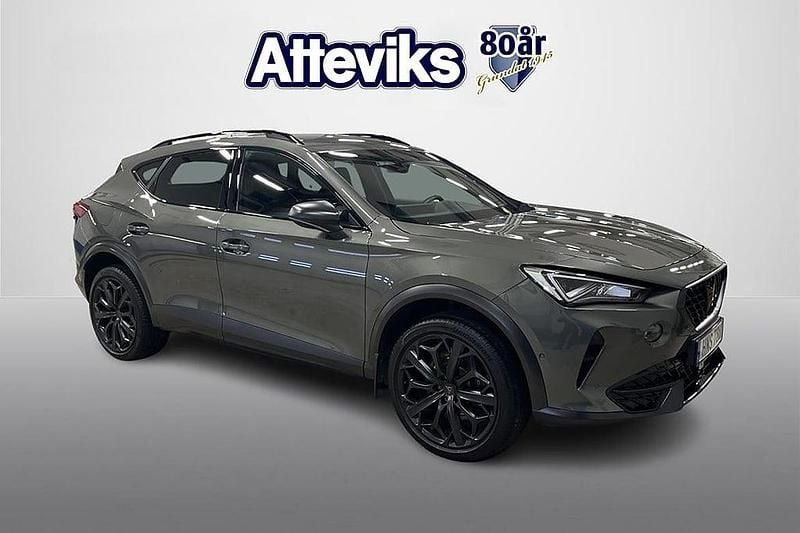 Mörkgrå Begagnad 2023 Cupra Formentor VZ SUV | 359 500 kr (Dyr) - Bild 1/4