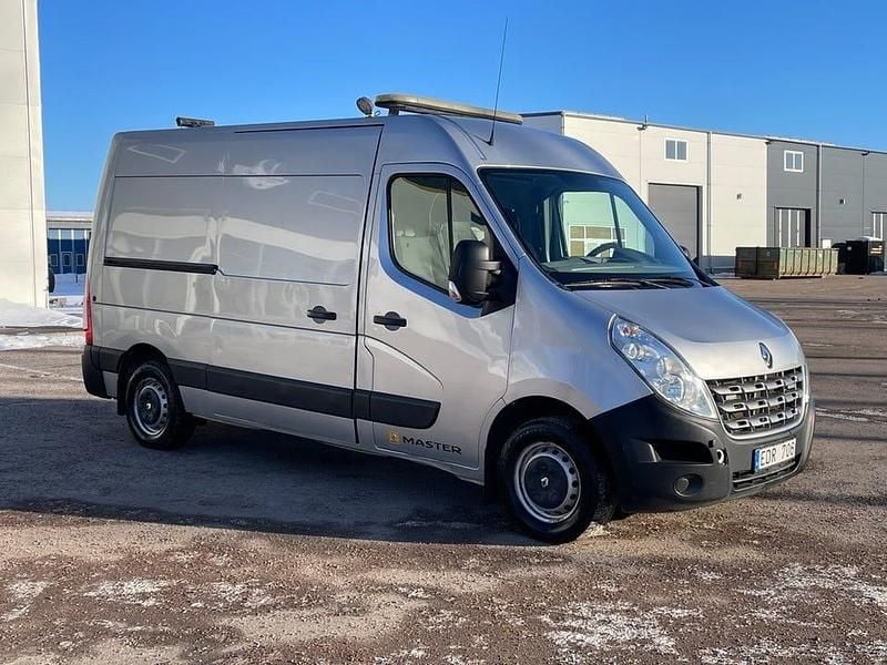 Grå metallic Begagnad 2014 Renault Master Van | 109 000 kr (Superpris) - Bild 1/4