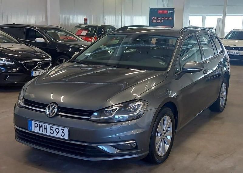 Grå Begagnad 2019 VW Golf VII | 174 000 kr (Marknadspris) - Bild 1/3