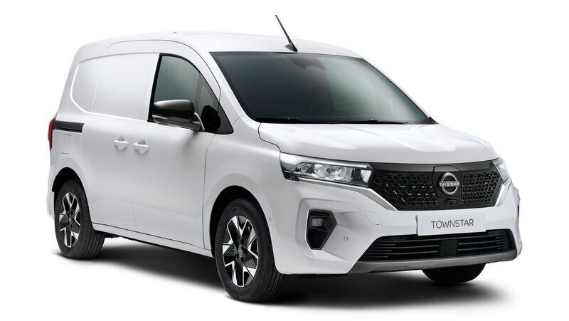 Begagnad 2023 Nissan Townstar Minibuss | 483 625 kr (Dyr) - Bild 1/1