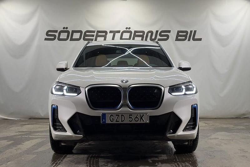 Begagnad BMW iX3 M Sport 210 kW (286 HK) 2022 Vit SUV