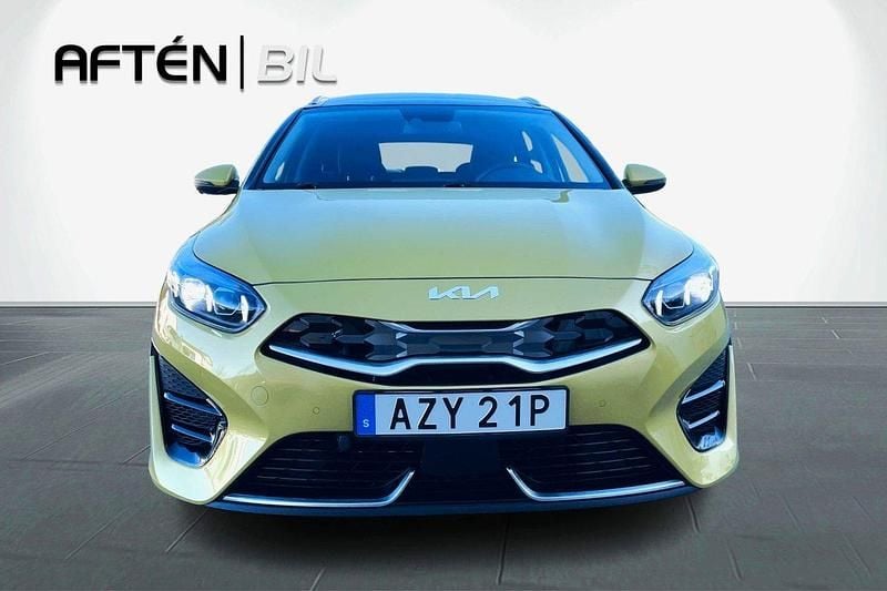Gul Begagnad 2022 Kia Ceed 2 Kombi | 248 900 kr (Marknadspris) - Bild 1/3