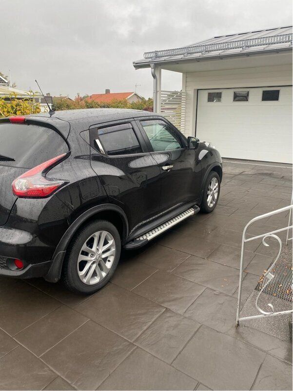 Svart Begagnad 2018 Nissan Juke SUV | 135 000 kr (Lite dyr) - Bild 1/4