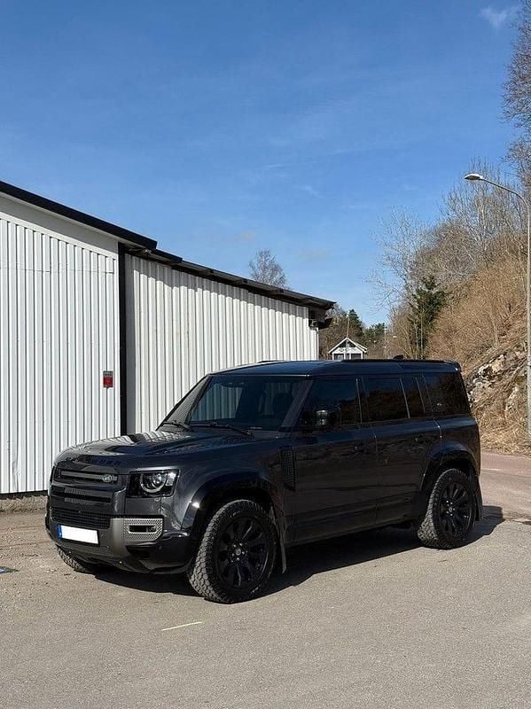 Grå Begagnad 2022 Land Rover Defender SE Dynamic | 839 000 kr (Dyr) - Bild 1/4