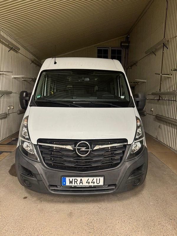Begagnad Opel Movano 180 HK (132 kW) 2021 Vit Minibuss