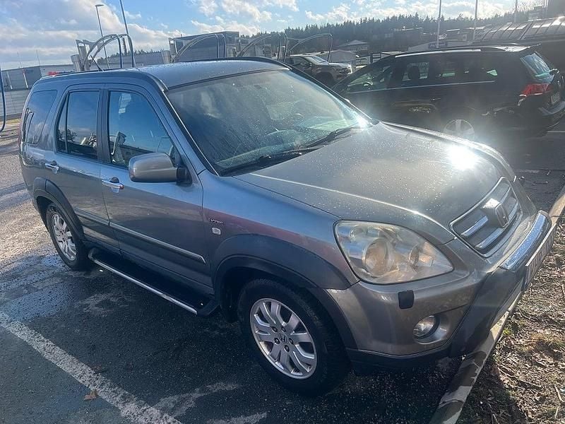 Begagnad Honda CR-V 150 HK (110 kW) 2004 Ljusgrön SUV