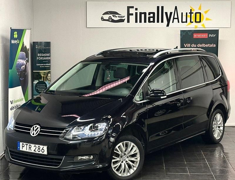 Svart Begagnad 2015 VW Sharan Minibuss | 159 900 kr (Marknadspris) - Bild 1/4