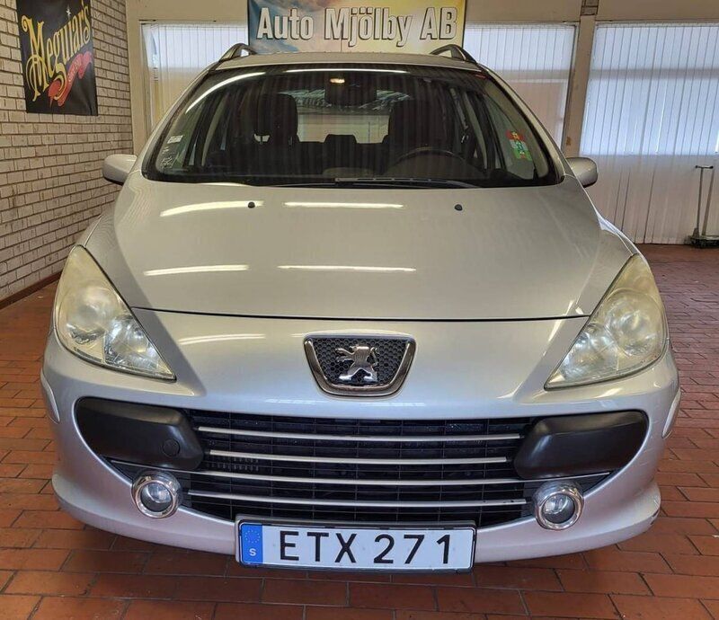 Silver Begagnad 2006 Peugeot 307 Kombi | 24 900 kr (Marknadspris) - Bild 1/4