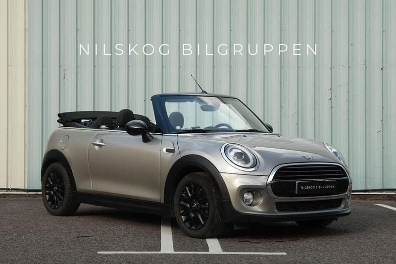 Grå Begagnad 2019 Mini Cooper Cabriolet Pepper Cab | 219 900 kr (Marknadspris) - Bild 1/4