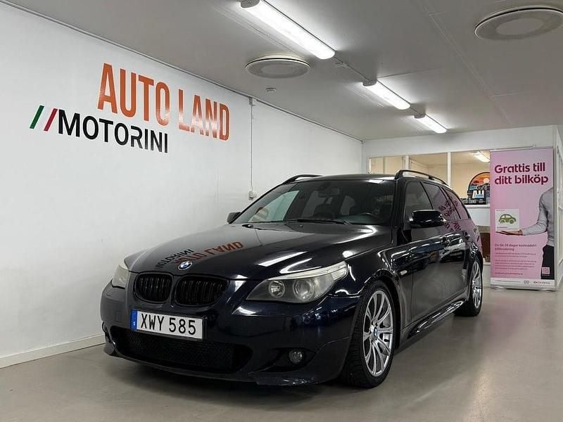 Svart Begagnad 2006 BMW 535 M Sport Kombi | 104 900 kr (Marknadspris) - Bild 1/4