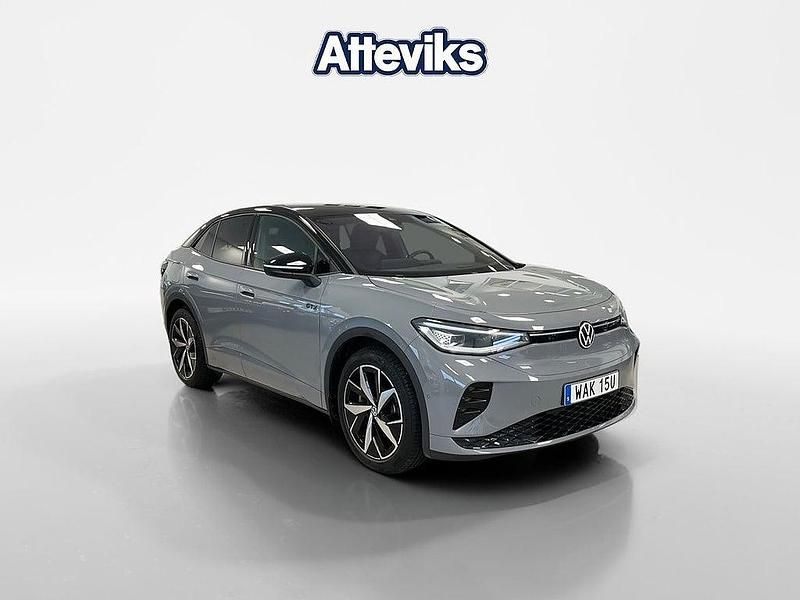 Grå Begagnad 2023 VW ID.5 GTX SUV | 379 900 kr (Marknadspris) - Bild 1/4