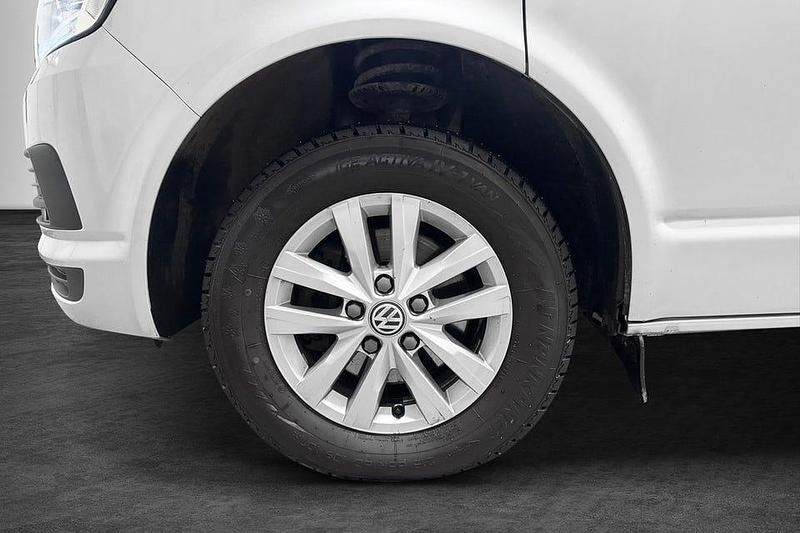 Begagnad VW Multivan Comfortline 150 HK (110 kW) 2017 Silver