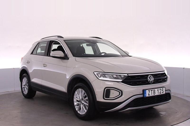 Grå Begagnad 2022 VW T-Roc SUV | 269 000 kr (Marknadspris) - Bild 1/4