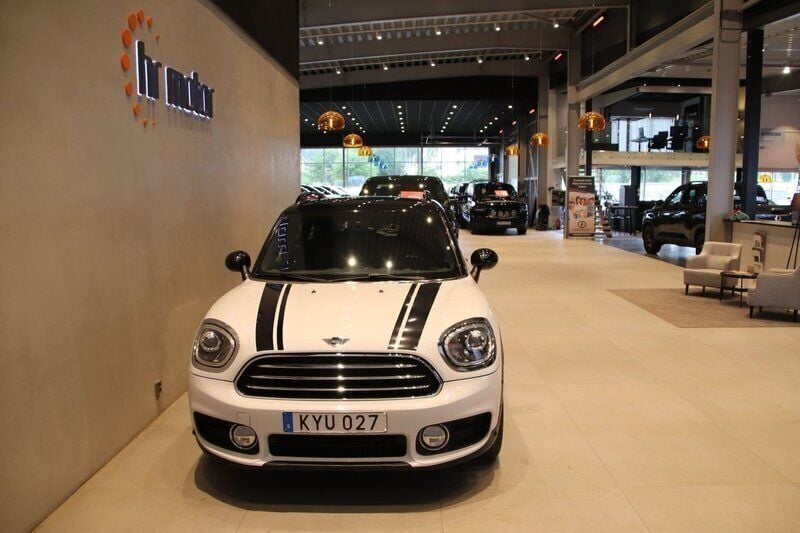 Vit Begagnad 2018 Mini Cooper Countryman Salt SUV | 219 000 kr (Marknadspris) - Bild 1/4