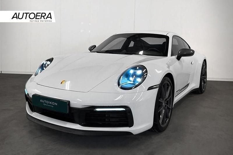 Begagnad Porsche 911 Carrera 385 HK (283 kW) 2023 Vit Sportkupé