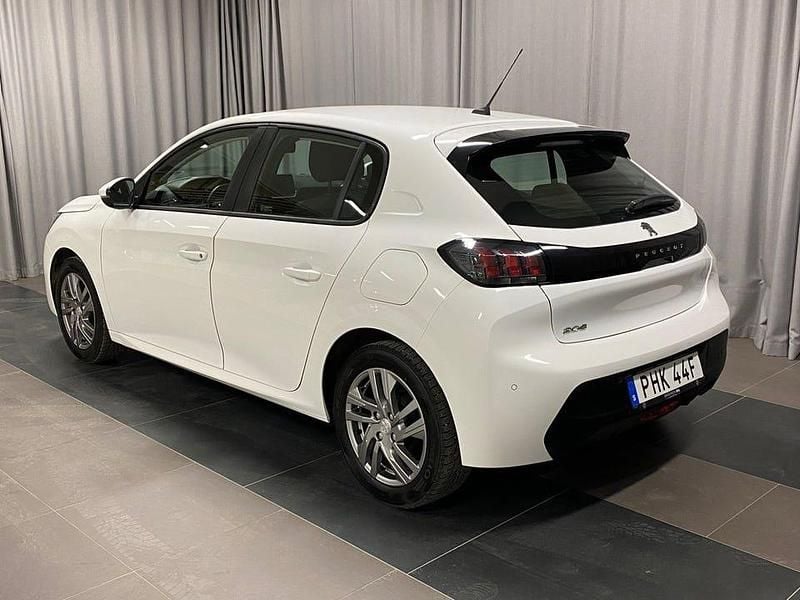 Begagnad Peugeot 208 Active 75 HK (55 kW) 2021 Vit Halvkombi