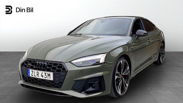 Grön (distriktgrön metallic) Begagnad 2022 Audi A5 Sportback S-Line Halvkombi | 479 000 kr (Dyr) - Bild 1/4