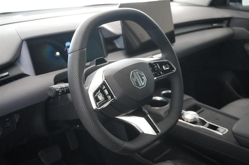 Ny MG S5 Luxury 169 kW (231 HK) 2025 Vit SUV