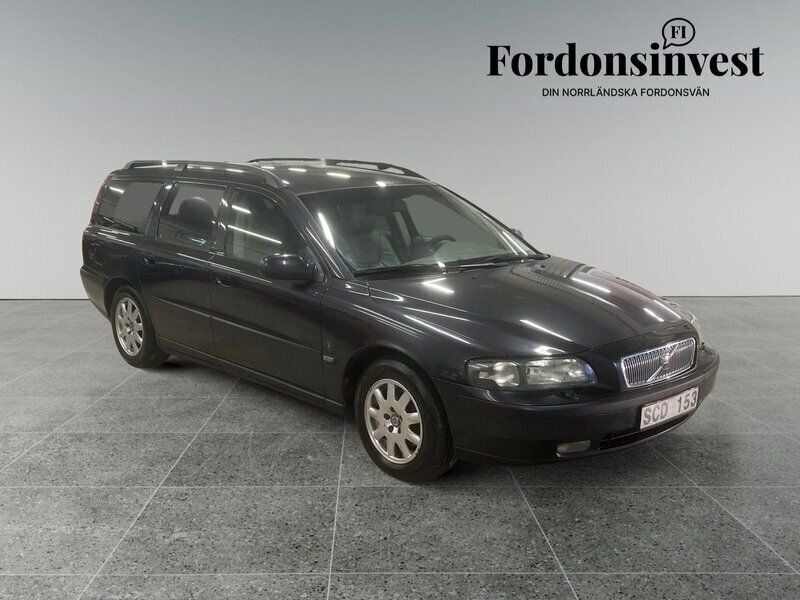 Mörkgrå (grå) Begagnad 2001 Volvo V70 Kombi | 24 500 kr (Dyr) - Bild 1/4