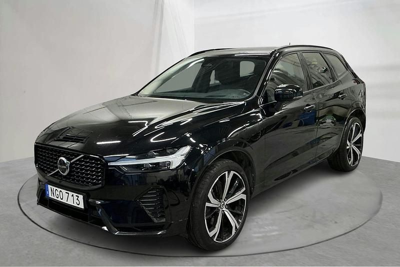 Svart Begagnad 2023 Volvo XC60 Ultimate SUV | 460 000 kr (Dyr) - Bild 1/4