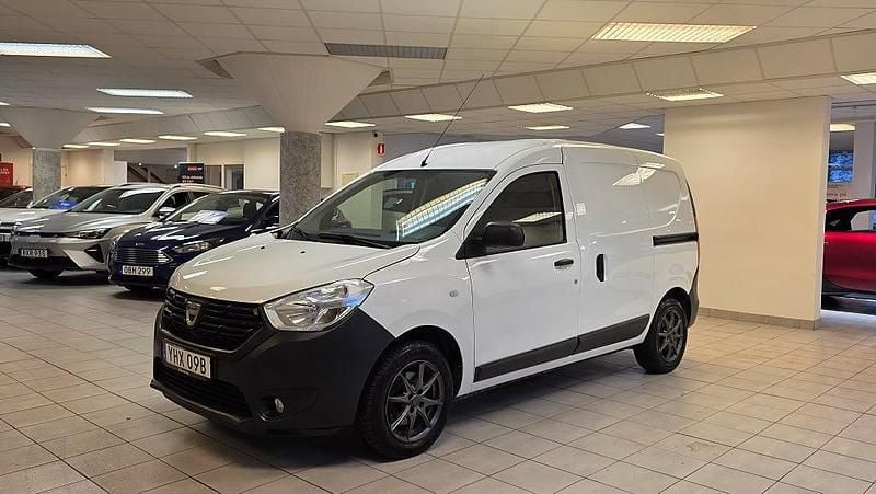 Vit Begagnad 2020 Dacia Dokker Express Van | 99 900 kr - Bild 1/4