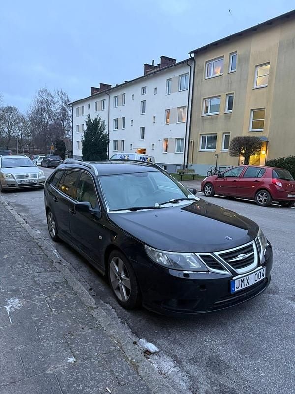 Begagnad 2009 Saab 9-3 Kombi | 26 000 kr (Marknadspris) - Bild 1/4