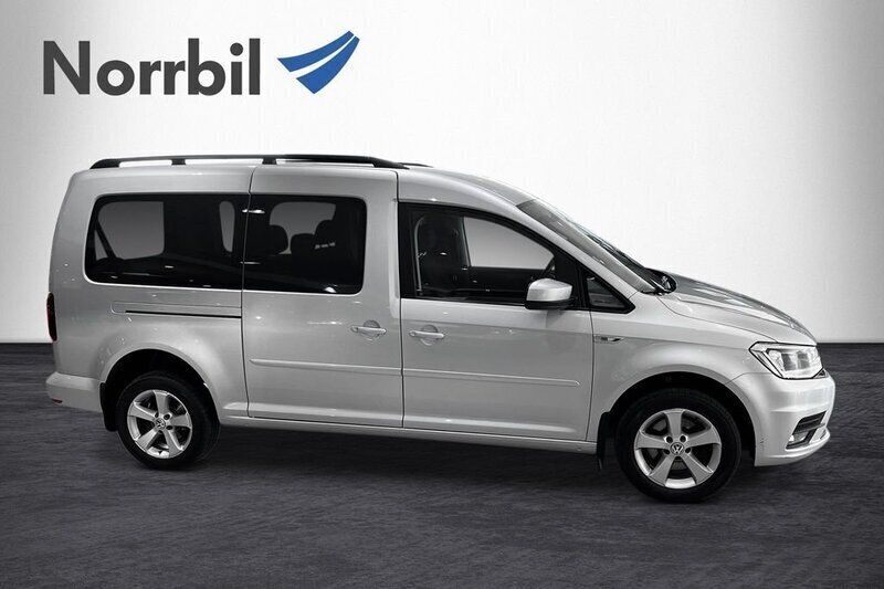 Silver Begagnad 2016 VW Caddy Maxi Minibuss | 239 900 kr - Bild 1/4