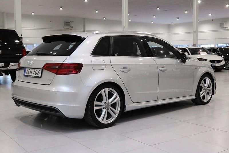 Begagnad Audi A3 Ambition 150 HK (110 kW) 2013 Silver