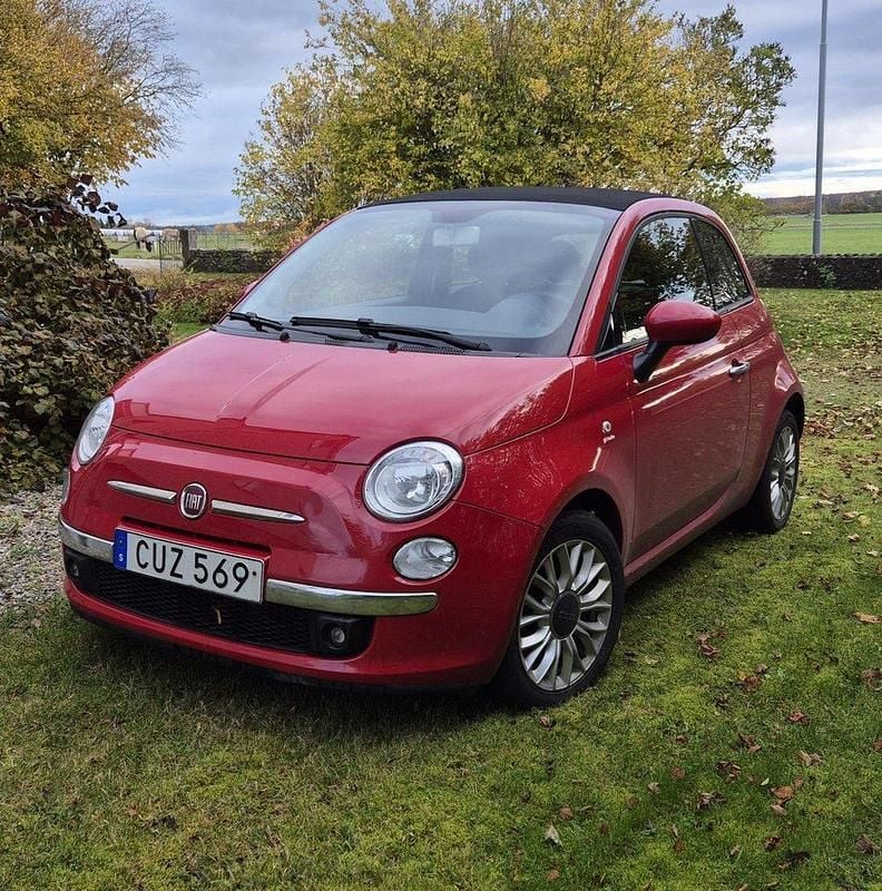 Röd Begagnad 2016 Fiat 500C Lounge Cab | 40 000 kr (Superpris) - Bild 1/4