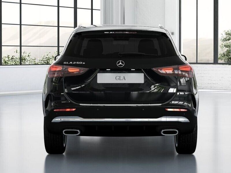 Ny Mercedes GLA250 218 HK (160 kW) 2025 Svart SUV