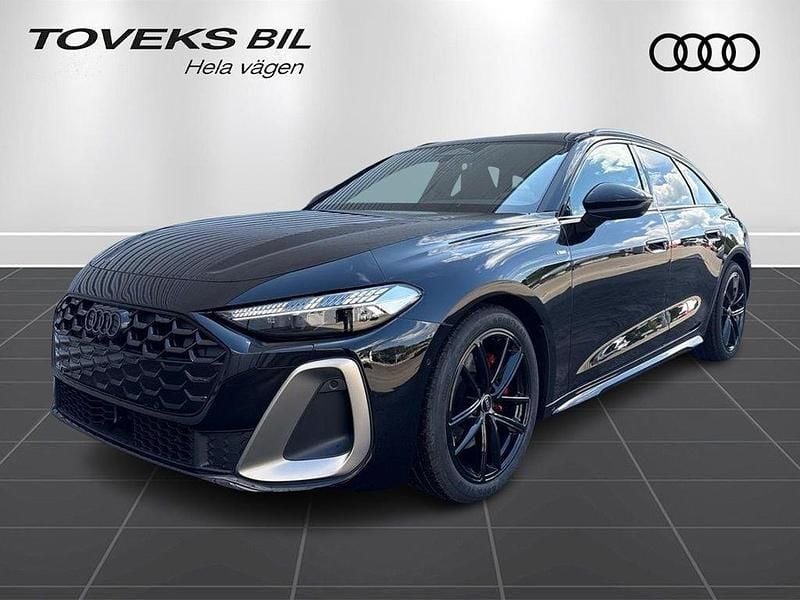 Svart (mytsvart metallic) Ny 2025 Audi A5 S-Line Sportkupé | 724 900 kr - Bild 1/4