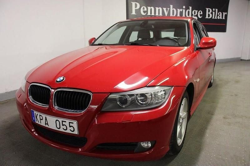 Röd Begagnad 2010 BMW 320 Comfort Edition Kombi | 59 900 kr (Bra pris) - Bild 1/4