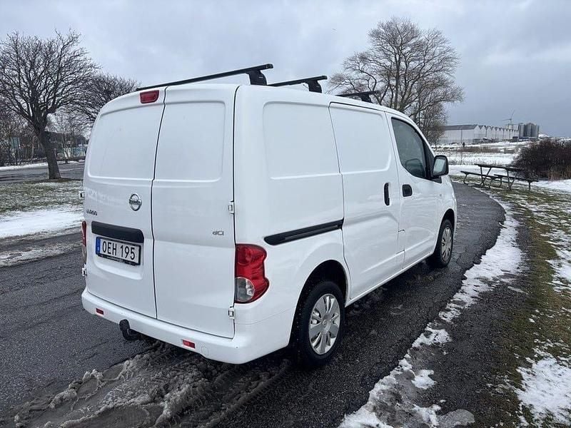 Begagnad Nissan NV200 90 HK (66 kW) 2016 Vit Minibuss