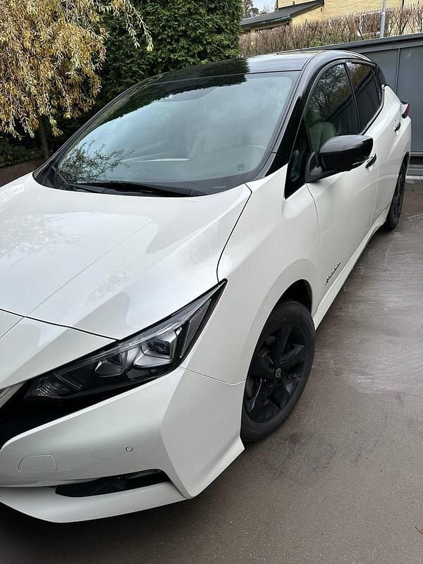 Special edition Begagnad 2020 Nissan Leaf Tekna Halvkombi | 149 000 kr - Bild 1/4