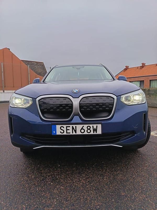 Begagnad BMW iX3 210 kW (286 HK) 2021 SUV
