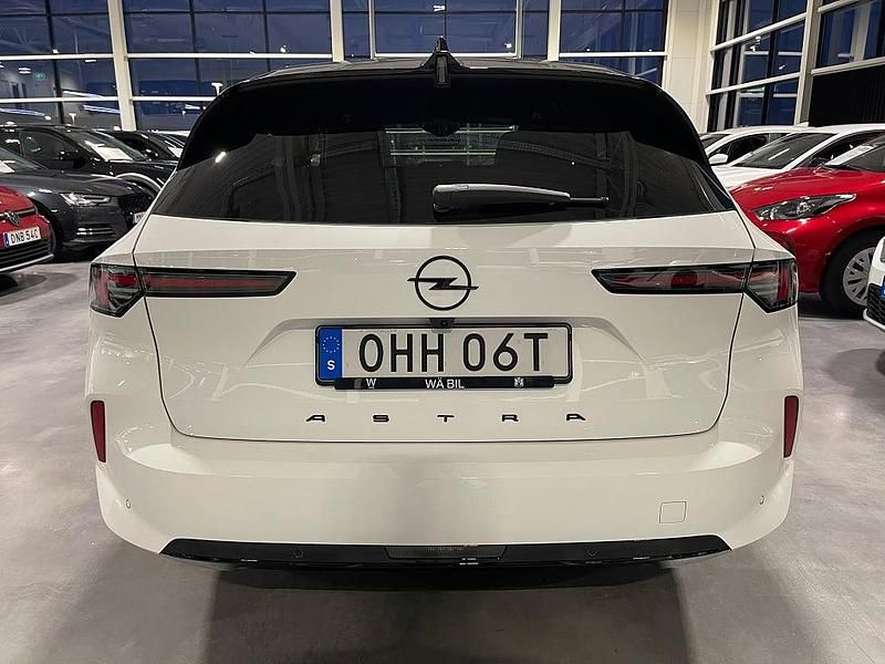 Begagnad Opel Astra 131 HK (96 kW) 2024 Vit Kombi